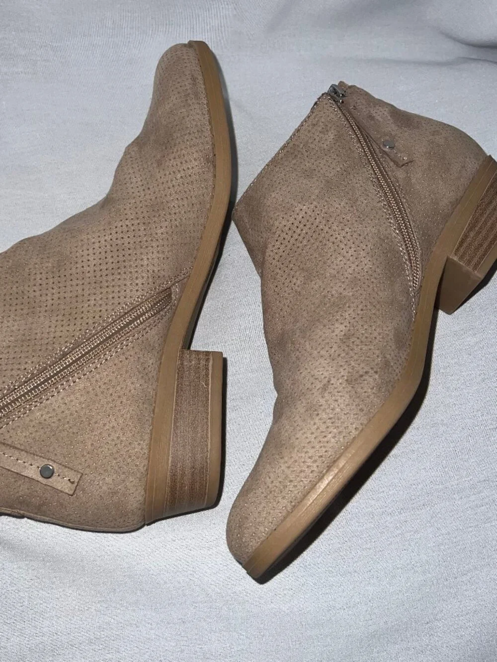 Dolcetta Daria Women’s Perforated Faux Suede Side Zip Booties Ankle Boots | Colo